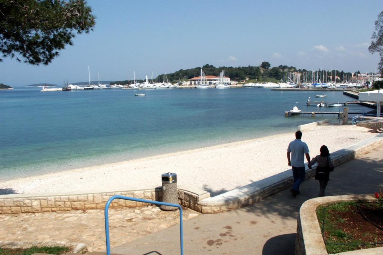 Apartments And Rooms With Wifi Vrsar, Porec - 3007 المظهر الخارجي الصورة