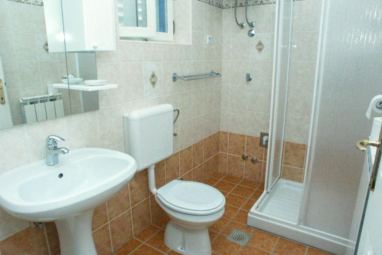 Apartments And Rooms With Wifi Vrsar, Porec - 3007 المظهر الخارجي الصورة